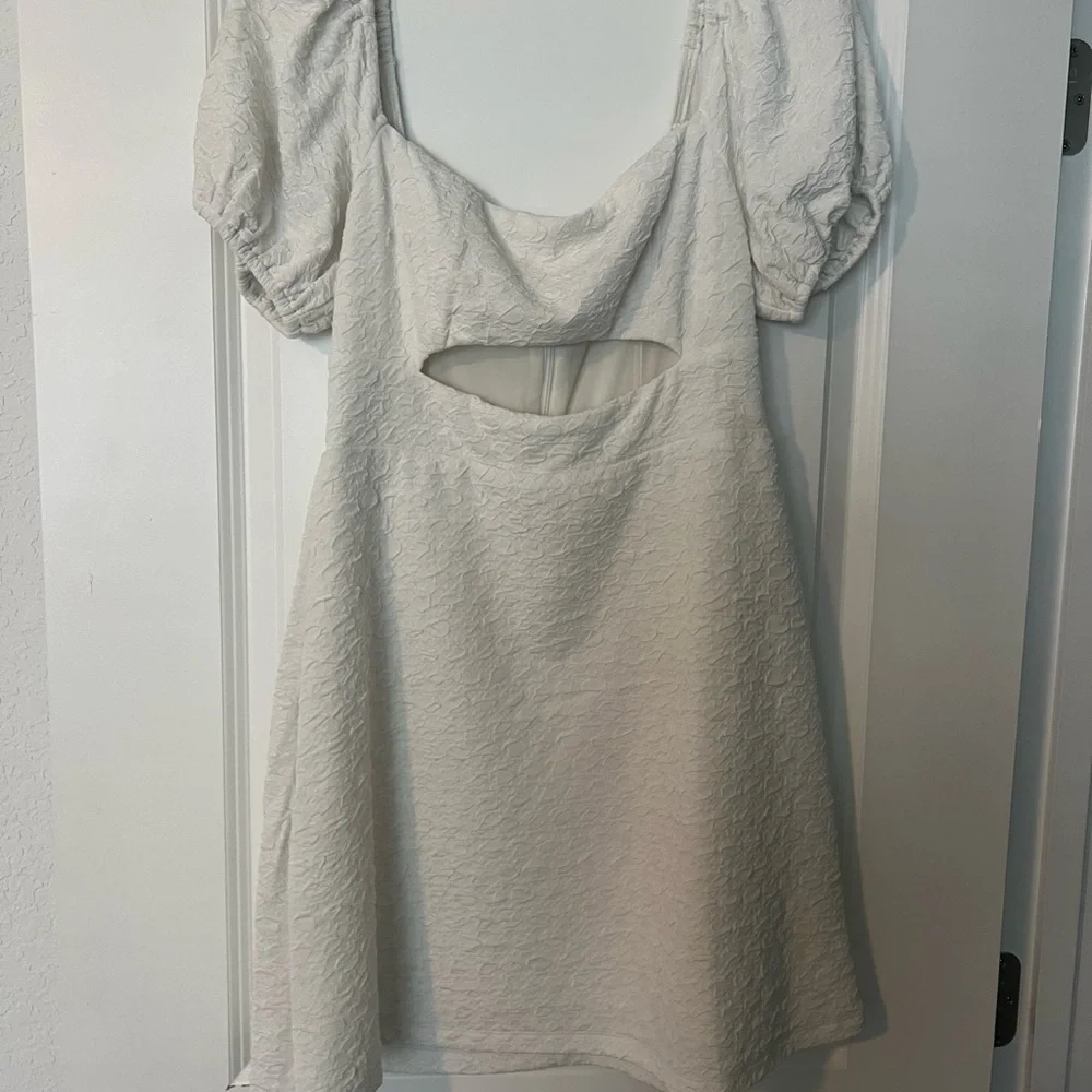 Petal & Pup Baxie White Sheath Mini Dress Square Neck - Picture 6 of 8